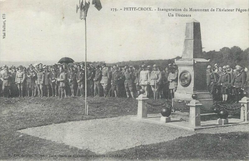 CPA Petit-Croix Inauguration monument Pégoud