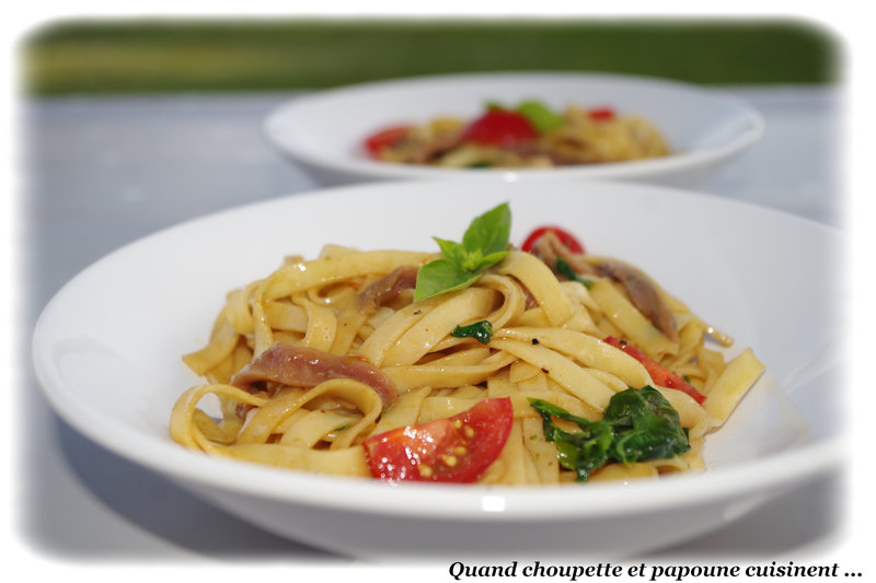 tagliatelles au pesto-243