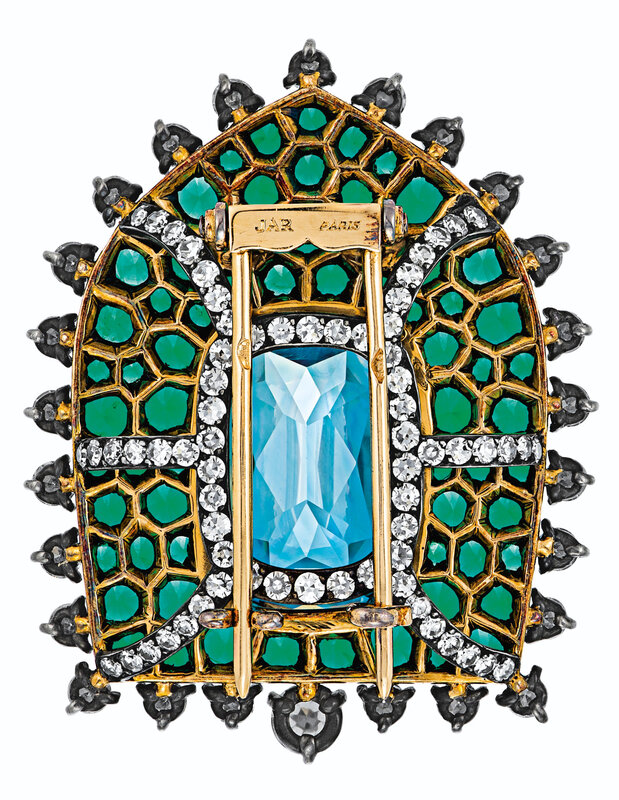 2019_NYR_17465_0142_001(emerald_diamond_and_zircon_clip-brooch_jar)