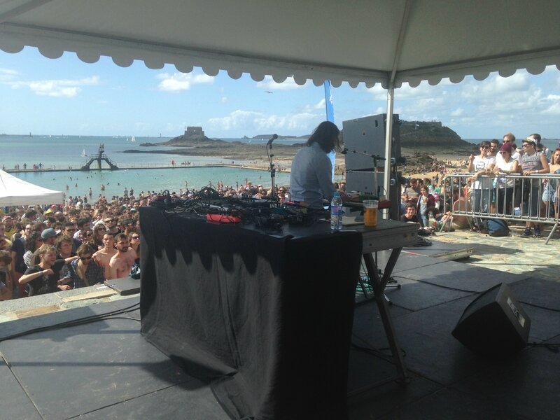 la Route du Rock festival Saint-Malo plage Bon Secours