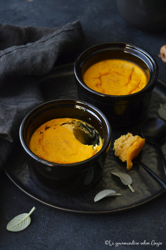 flan de butternut à lail à la sauge et tofu soyeux - vegan sans gluten (1)