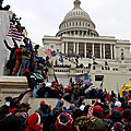 Assaut contre le <b>Capitole</b> de Washington: Que s'est-il vraiment passé le 6 janvier 2021 et pourquoi? 