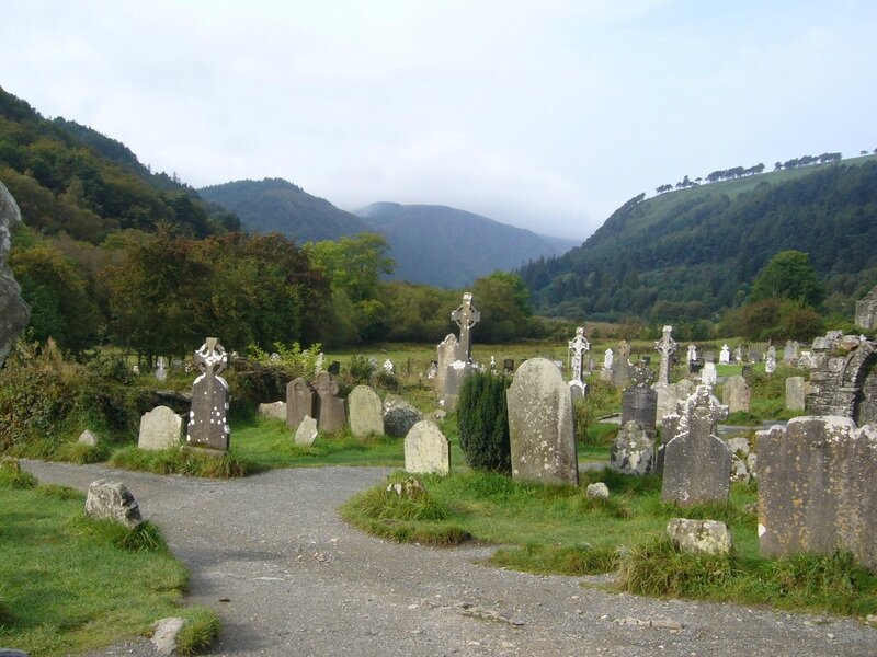 145 la Vallée de Glendalough a été creusée par une série de glaciers, le dernier ayant disparu il y a environ 12 000 ans