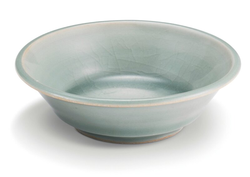 A Longquan celadon dish, Southern Song dynasty (1127-1279)