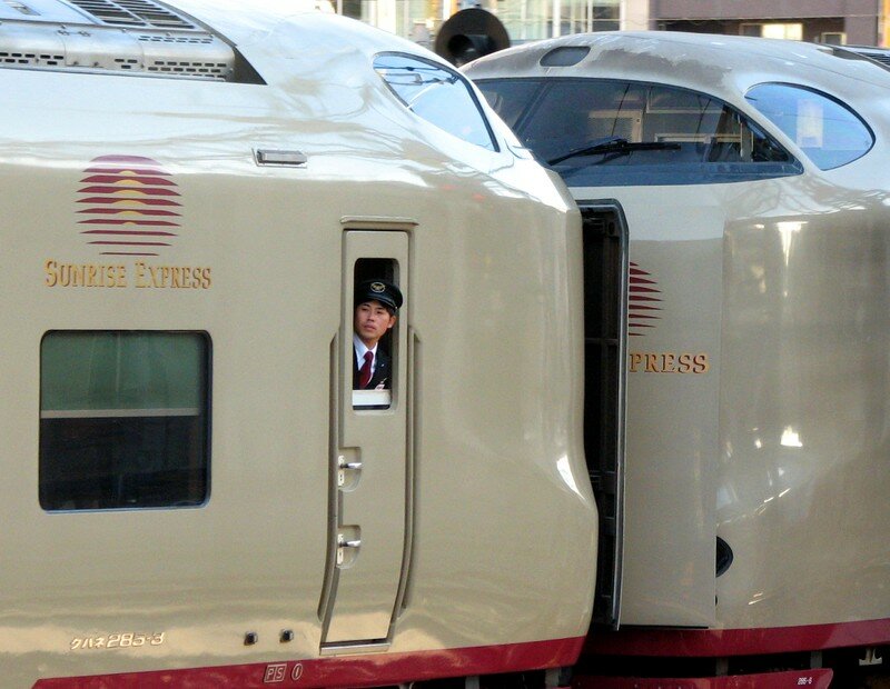 Sunrise Express 'Izumo/Seto' Okayama