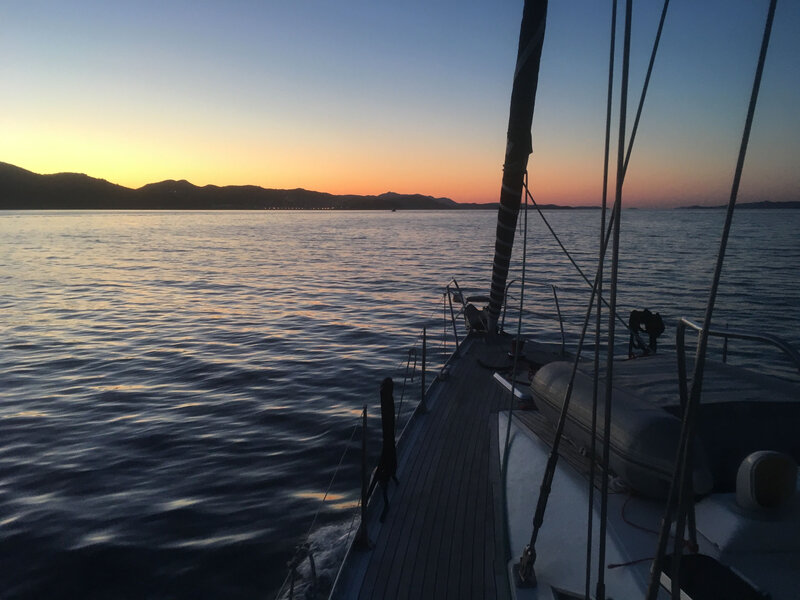 Coucher de soleil dans le Lavdarski Kanal, en approche de Sali, lundi 16 mars 2020 (3)