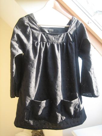 Solveig_noire_a_poches_001
