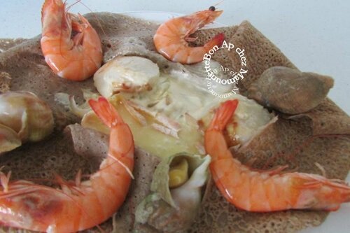 galette noix de st Jacques, crevettes, bulots pt l'évêque 009