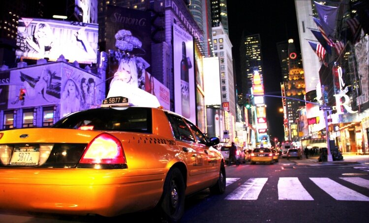 new-york-taxi-1538764420-1593763-1
