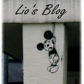 Mickey Mouse, les feuilles agressives et Alice au Pays des Merveilles...