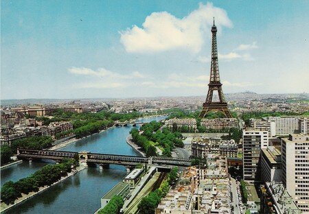 Tour_Eiffel__et_Seine