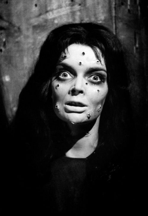 barbara_steele1