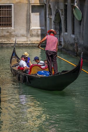 Gondolier à Venise-Pour mon blog