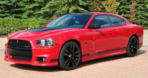 2013-dodge-charger-srt-392-628