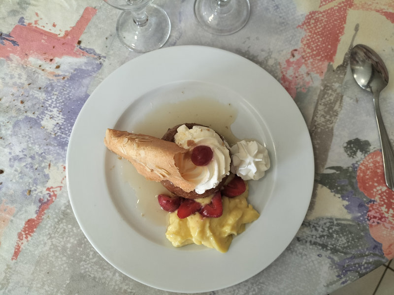 Bona, hôtel-restaurant la Réunion, baba au rhum (58)