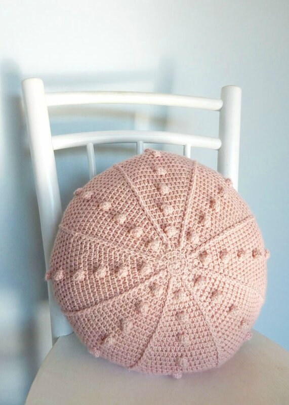 coussin oursin - Crochet déco - Anisbee
