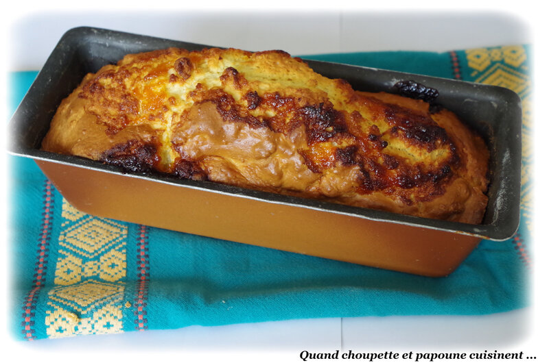cake moelleux à la confiture d'abricots-8919