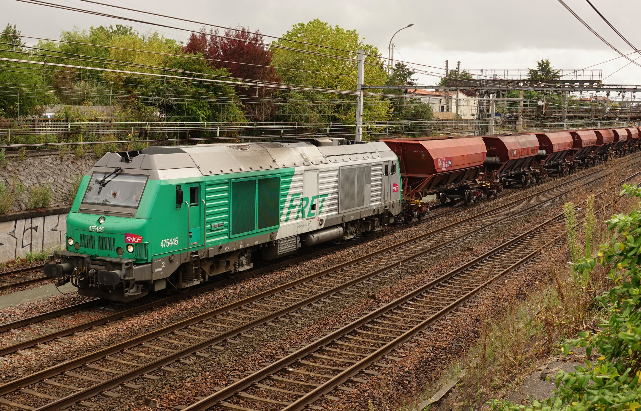 BB 75445 Fret en tête de trémies, Bègles