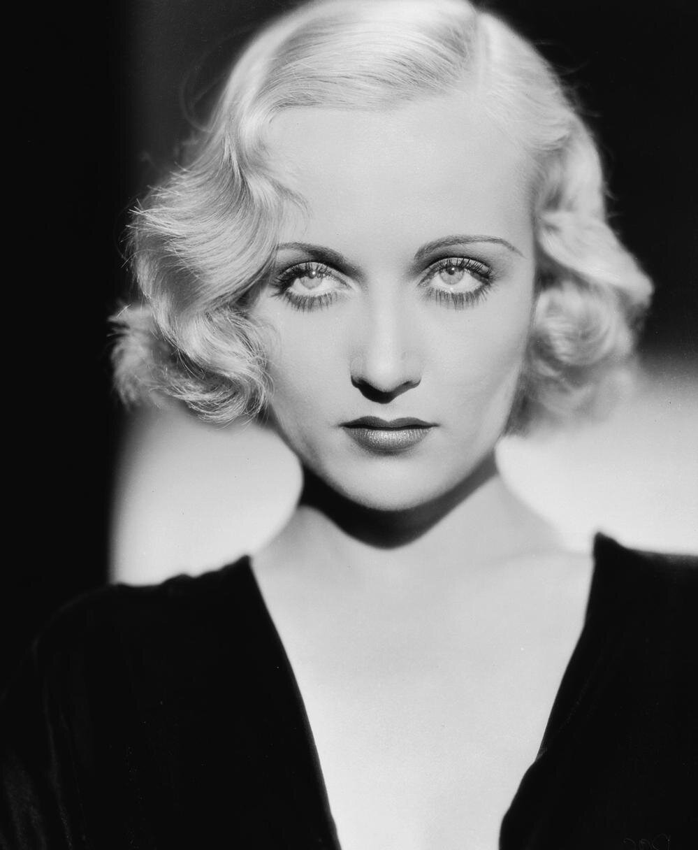 CAROLE LOMBARD, 1942