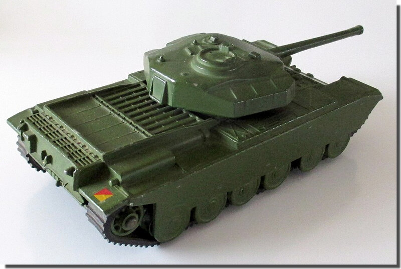 Dinky Toys 651 Centurion Tank 2