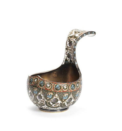 A_shaded_enamel_and_silver_gilt_kovsh1