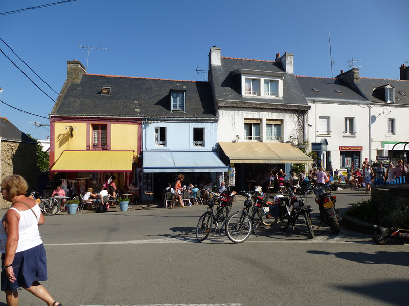 Groix, le centre bourg (auteur author chisloup 16 août 2016)