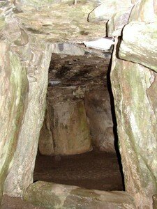 Newgrange__Dowth__109_