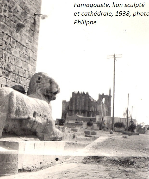 1938 06 13 Famagouste lion sculpté et cathédrale