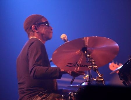 JAZZ_2010_TONY_ALLEN_CONCERT_batterie