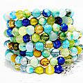 bracelet manchette perles verre <b>multi</b>-<b>rangs</b> bleu vert jaune
