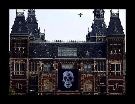 Hirst_au_Rijkmuseum_d__Amsterdam
