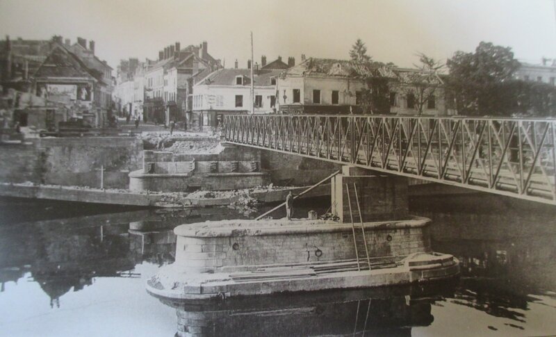 Pont de Bayle et la passerelle pour piétons