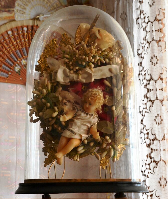 Globe_de_mariage_provençal_fin_XIXe_s