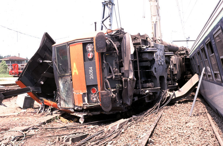 BB 26084, accidentée à Chasse-sur-Rhône en 2001.