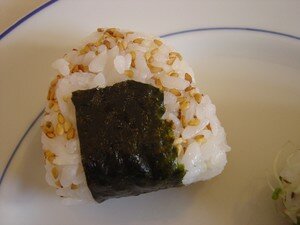 onigiri_sesame