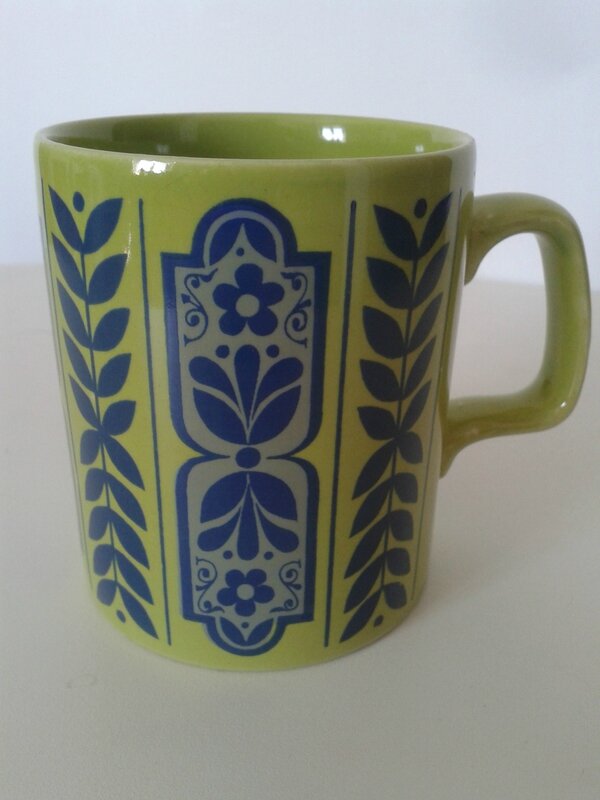 Staffordshire mug vert clair