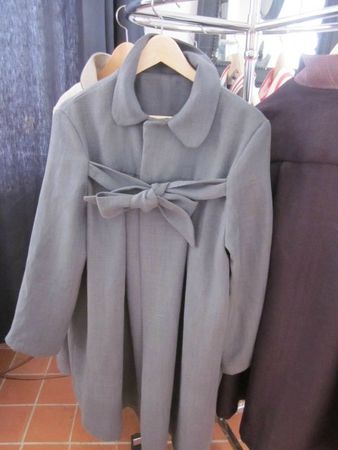 manteau en lin gris ardoise à noeud (3)
