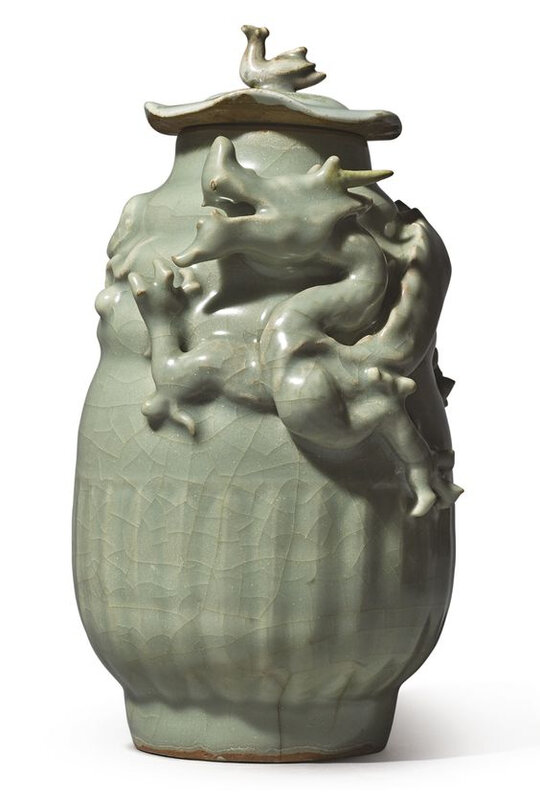 A 'Longquan' celadon-glazed 'dragon' jar and cover, Southern Song dynasty (1127-1279)
