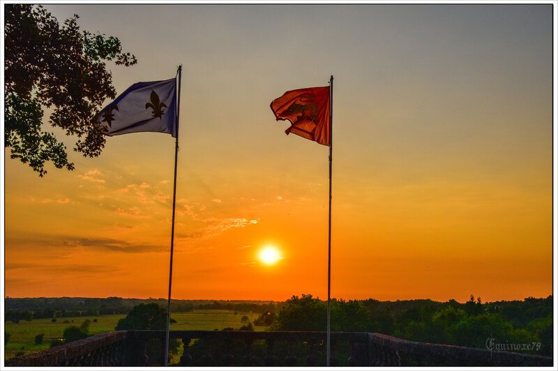 château taillebourg coucher de soleil