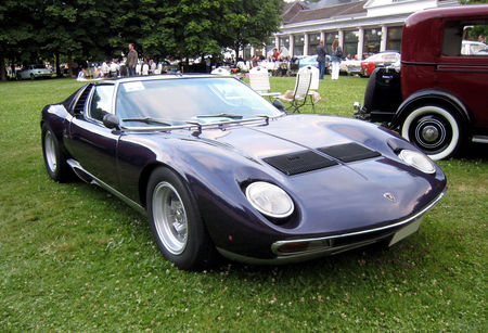 Lamborghini_miura_SV_de_1971_01