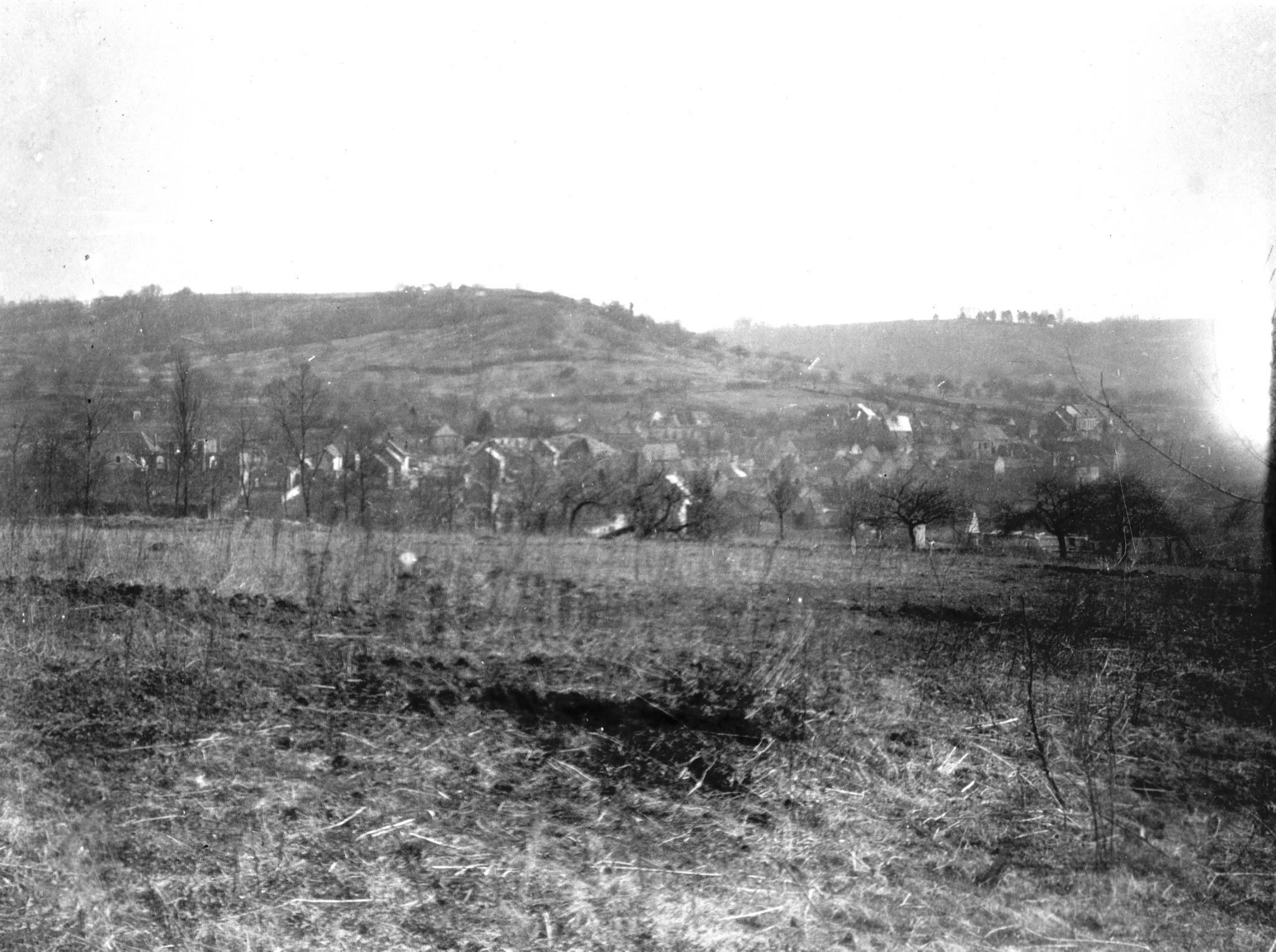 Album R. Verney p.159 gauche bas