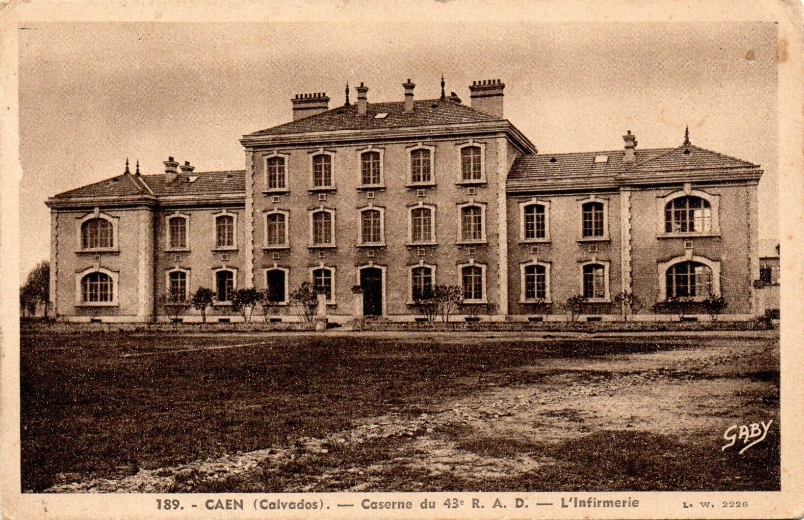 07 Caen, Quartier Claude Decaen, le poste de commandement, vers 1930