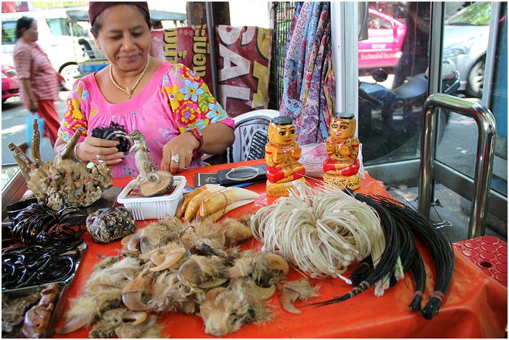 marché amulettes 6