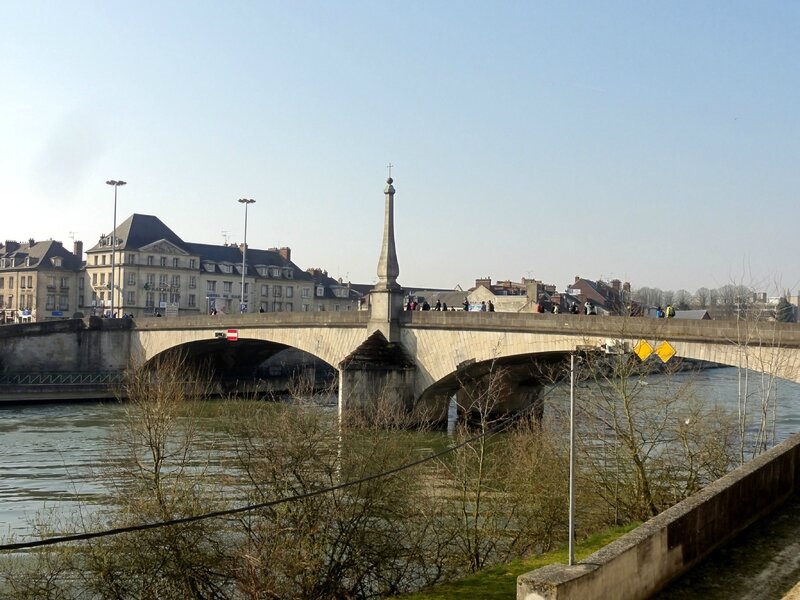 Compiègne_(60),_pont_Solférino_sur_l'Oise_3