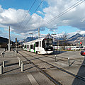 Grenoble renouvelera partiellement son matériel roulant tram (parc réduit à capacité équivalente), reporte l'extension du réseau