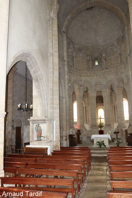 001904 Aubrac Juin 2023 - Aveyron - Ste Eulalie d'Olt - Eglise