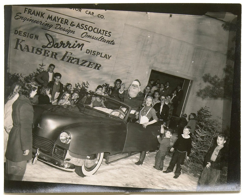 1946-12-Christmas_for_children-sponsor_Kaiser_Darrin_Frazer_Cars-040-1