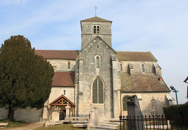 800px-Église_Saint-Symphorien_de_Nuits-Saint-Georges_26