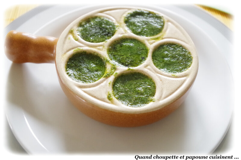 escargots au beurre d'ail-9301