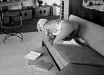 1962-06-tim_leimert_house-pucci_jacket-sofa-by_barris-012-5a